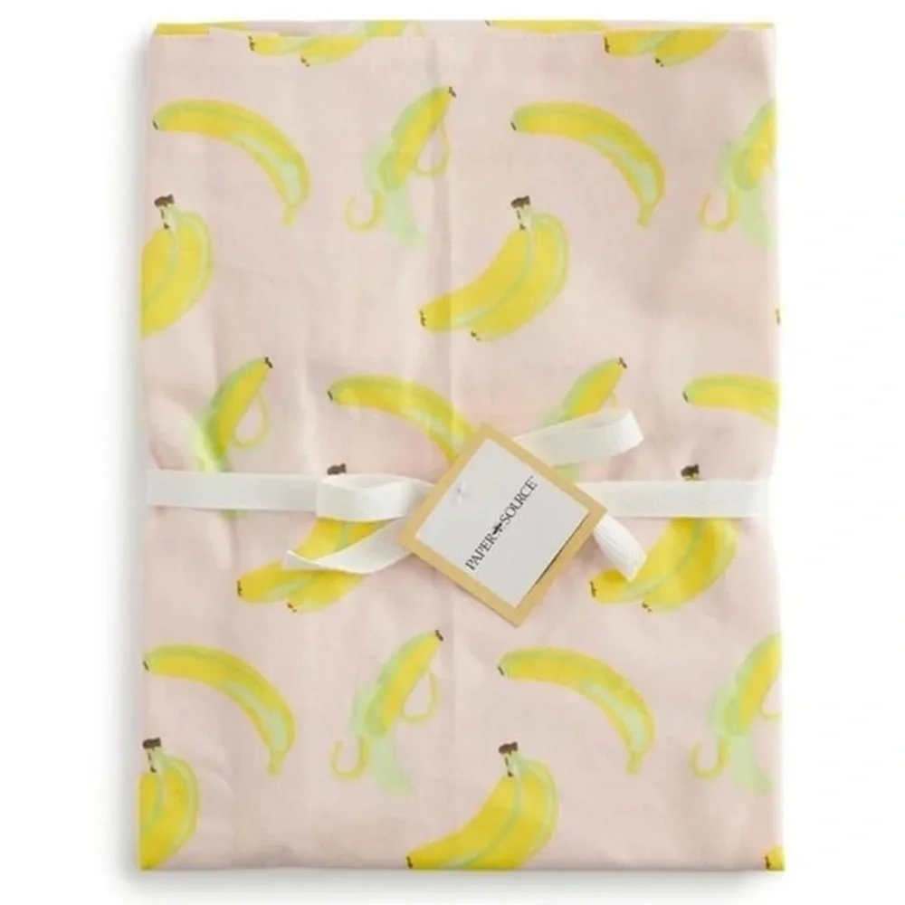 🍌Go Bananas 🍌 Paper Source Banana Apron NWT a bunch of bananas all over